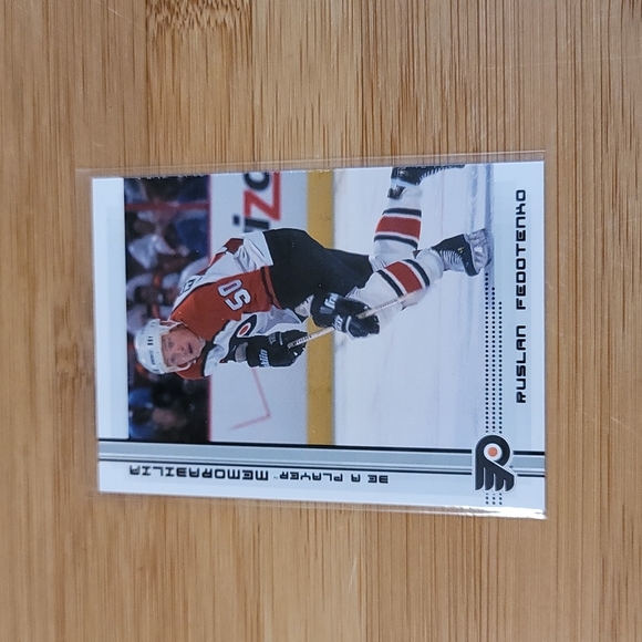 π11 NHL Hockey Cards π Jersey Card, Wayne Gretzky Card, Numbered Card 173/199 - Picture 6 of 12
